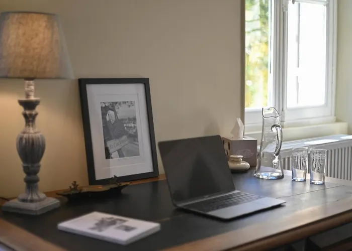 Chateau Biset Villa *